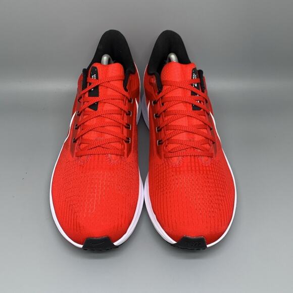 Nike Air Zoom Pegasus 39 UGA Georgia Running Shoes DR1990-600 Men's Sz 10.5 - Picture 2 of 10